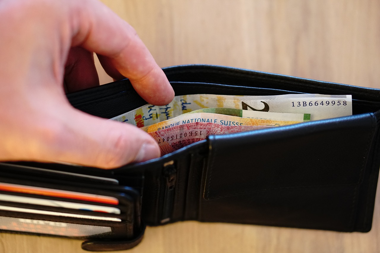 money-wallet-technique